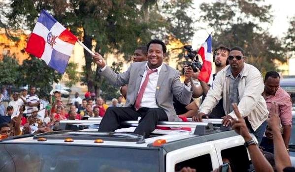 Reconocerán a Pedro Martínez en Santiago; homenaje incluye un desfile y un concierto en el área Monumental